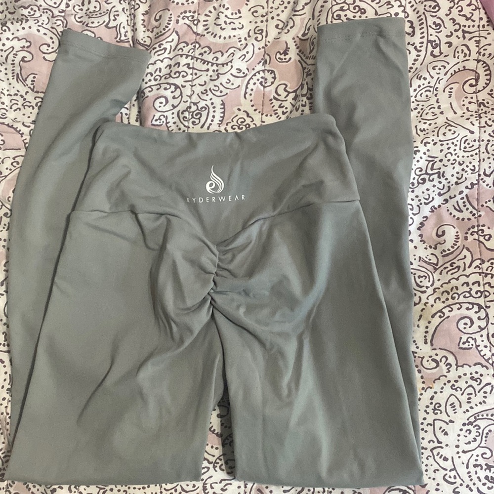 scruch butt ryderwear leggings